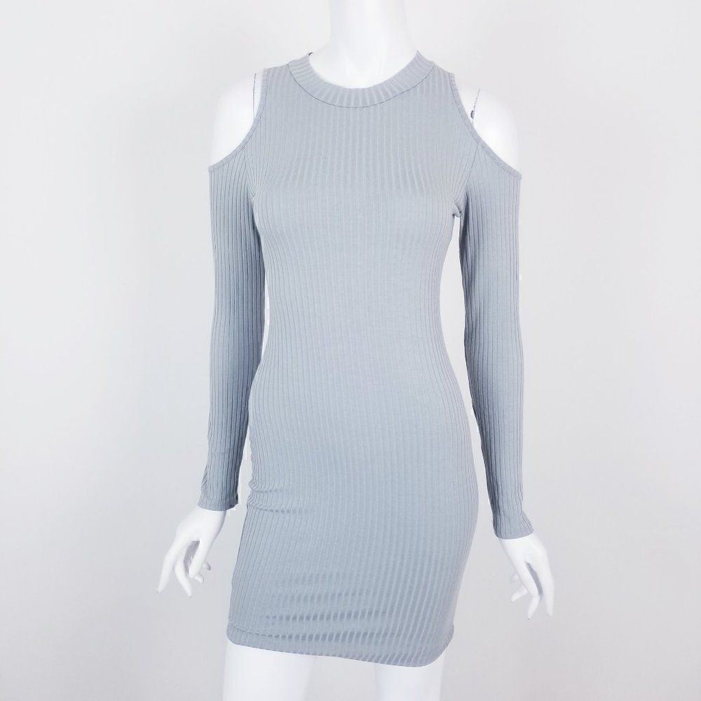 Promesa Womens Size Medium Dusty Blue Ribbed Knit Cold Shoulder Shirt Dress NWT